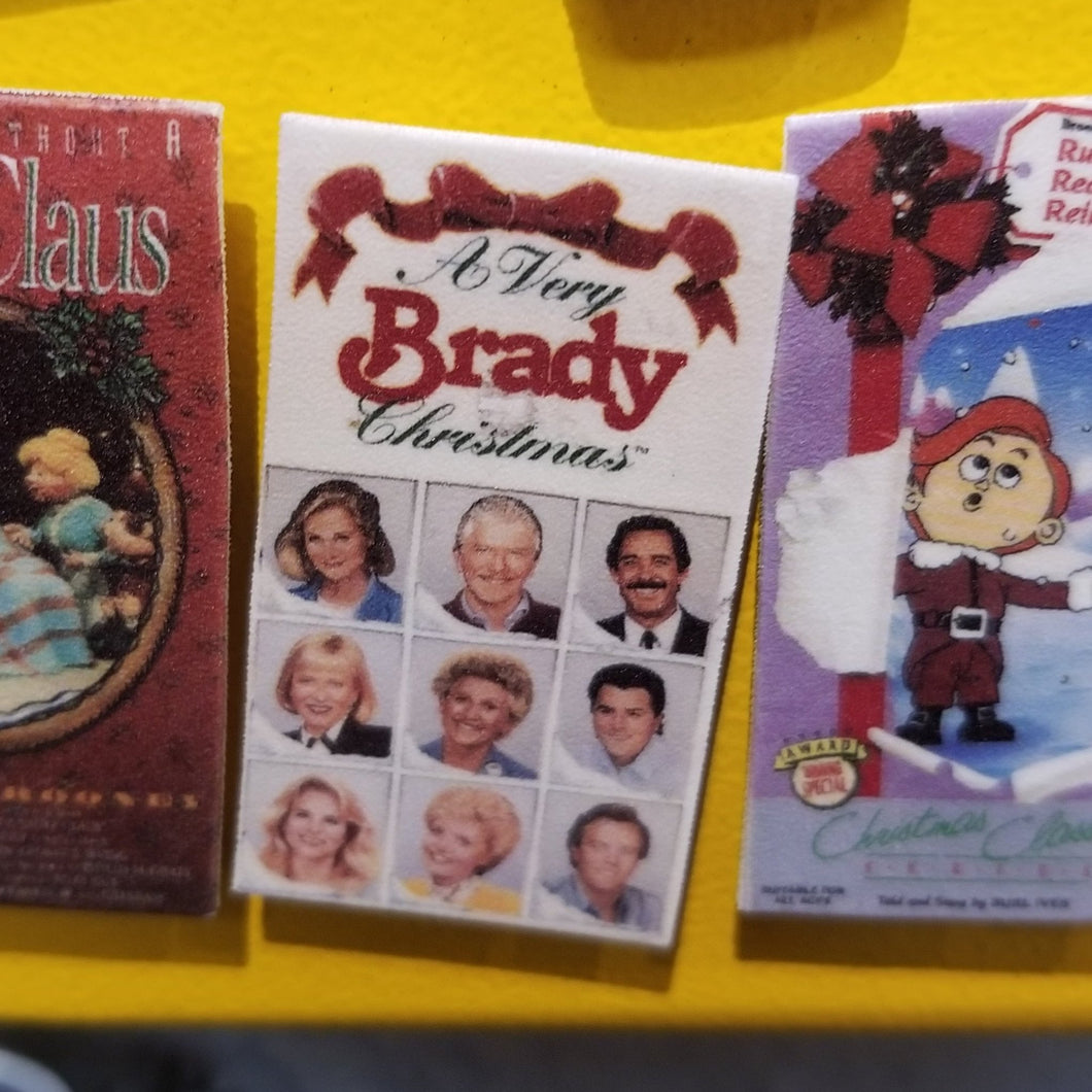 A Very Brady Christmas VHS MAGNET