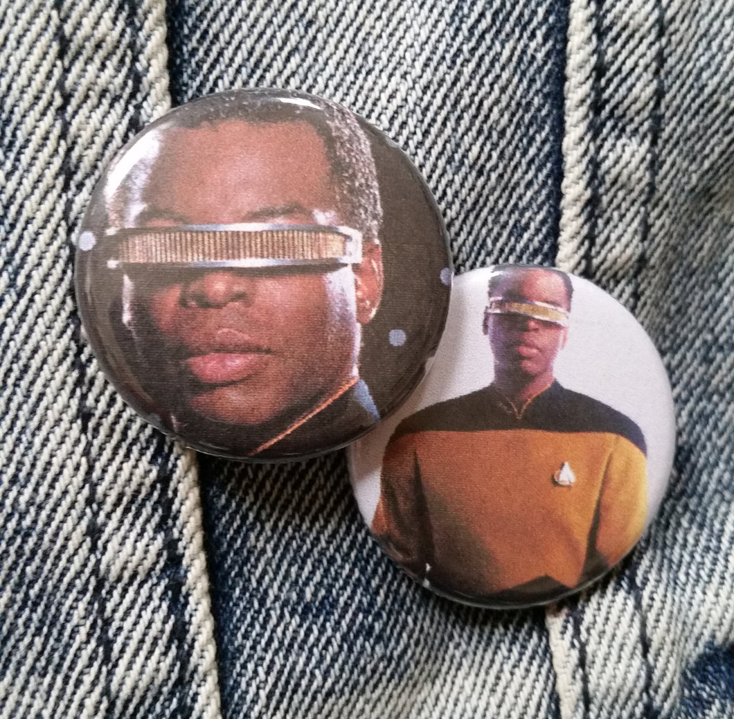 Geordi pin back button