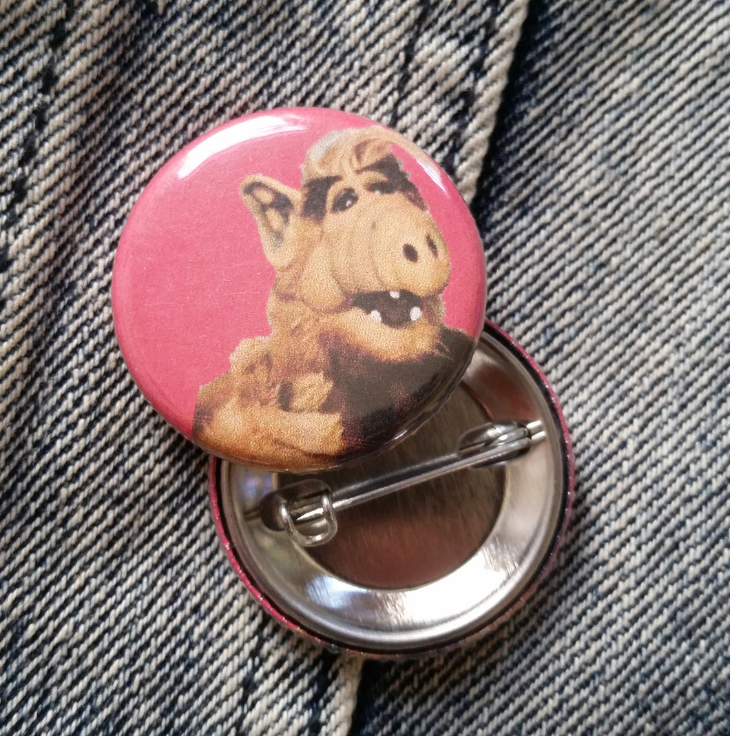 Hide Your Cats pin back button