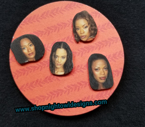 Girlfriends Post Earrings