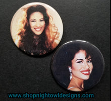 Como La Flor pin back button