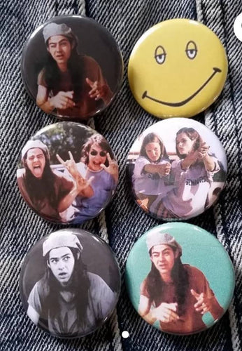 Dazed  pin back button