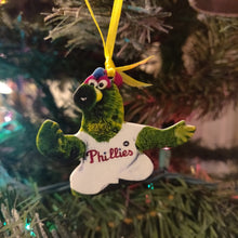 Grit and Fan Ornaments