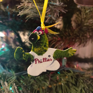 Grit and Fan Ornaments